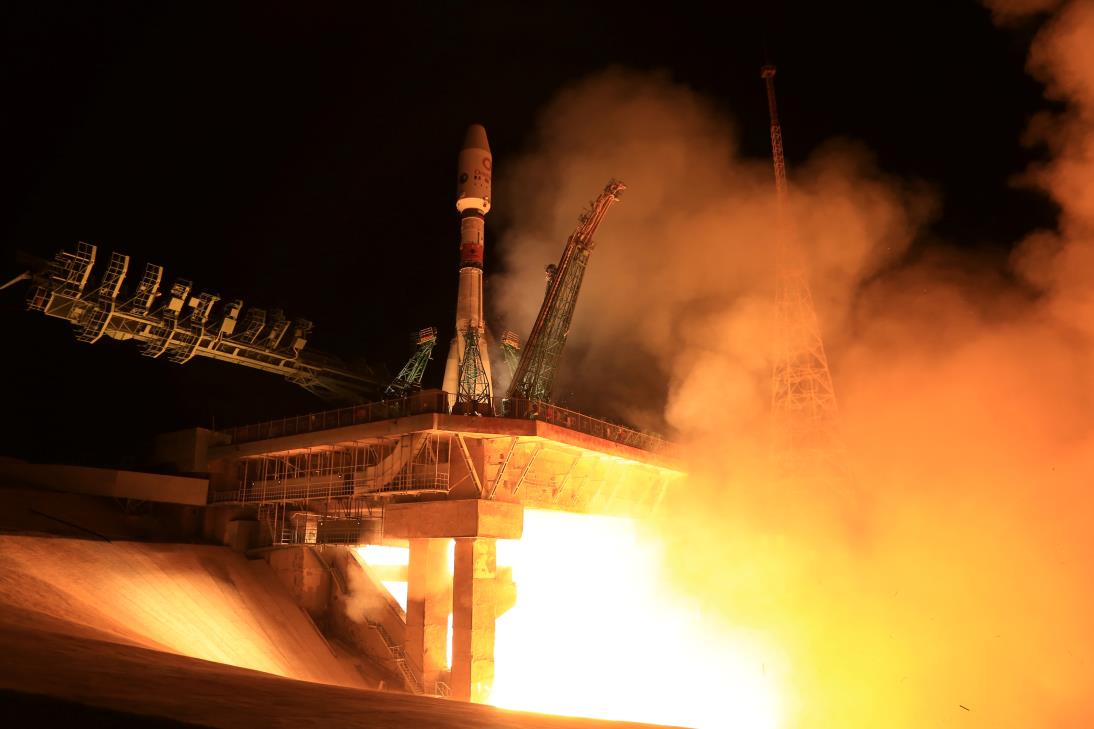 A Soyuz-2.1b rocket booster with a Fregat upper stage and satellites of British firm o<em></em>neWeb blasts off from a launchpad at the Baiko<em></em>nur Cosmodrome, Kazakhstan September 14, 2021. Roscosmos/Handout via REUTERS  