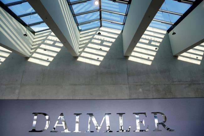 The Daimler logo is seen in Berlin, Germany, April 5, 2018. REUTERS/Hannibal Hanschke