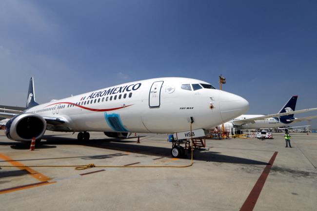 An Aeromexico Boeing 737 MAX 9, part of the new airplanes incorporated to its fleet, is pictured at the Benito Juarez Internatio<em></em>nal airport, in Mexico City, Mexico, July 14, 2021. REUTERS/Luis Cortes