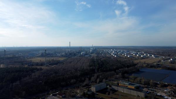 Industrial facilities of the PCK Raffinerie oil refinery in Schwedt/Oder