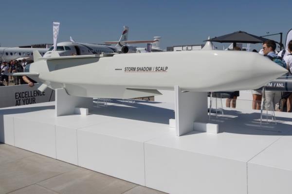 A SCALP EG / STORM SHADOW low-observable, long-range air-launched cruise missile, an air to surface weapon from the European manufacturer MBDA at the company's booth at Internatio<em></em>nal Paris Air Show 2023 in Le Bourget Airport. The SCALP-EG long Range Auto<em></em>nomous Cruise Missile System carries a warhead with a unit cost around 2.500.000 USD. Paris, France on June 2023 (Photo by Nicolas Economou/NurPhoto via Getty Images)