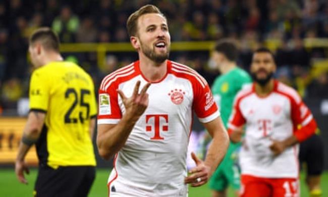 Bayern Munich’s Harry Kane celebrates after scoring against Borussia Dortmund