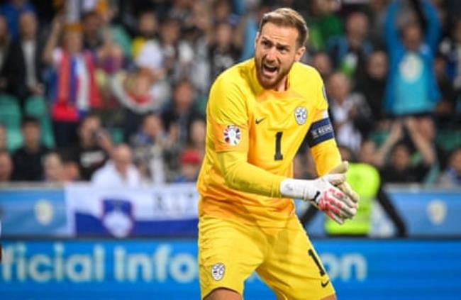 Slovenia’s goalkeeper Jan Oblak reacts during the Euro 2024 qualifier against Finland.