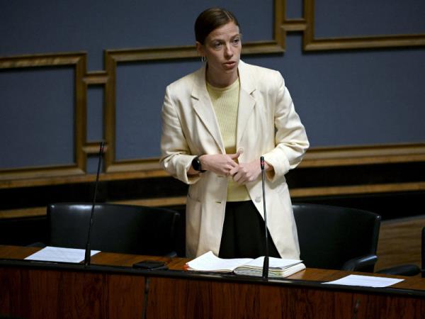 Li Andersson, the chairperson of the Left Alliance, spoke during a plenary session in parliament in Helsinki on 22 May 2024.