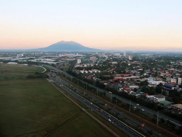 This image, captured from Wikipedia, shows the northern Philippine city of Angeles. (PHOTO NOT FOR SALE) (Yonhap)