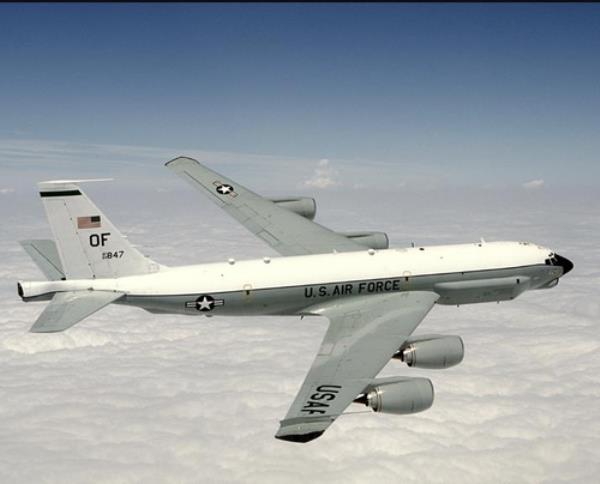 A U.S. RC-135U reco<em></em>nnaissance aircraft is seen in this photo captured from the U.S. Air Force's website. (PHOTO NOT FOR SALE) (Yonhap)