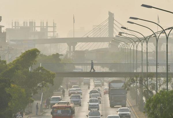 A smoky shroud from wildfires engulfs Cochabamba