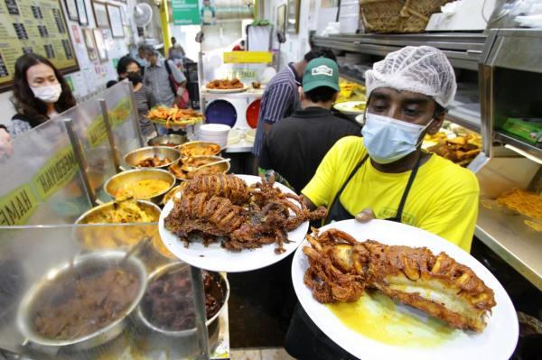 Nasi Kandar remains a beloved meal among Malaysians of all races and religions.