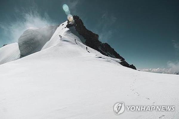 The Mont Blanc peak in the Alps (Yonhap) 