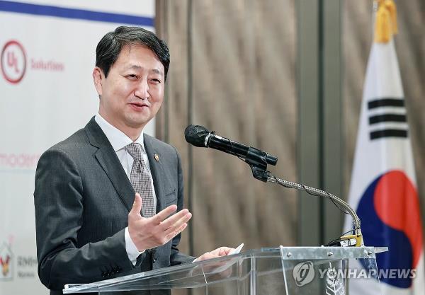 This file photo provided by the Ministry of Trade, Industry and Energy on Aug. 29, 2024, shows Industry Minister Ahn Duk-geun. (PHOTO NOT FOR SALE) (Yonhap)