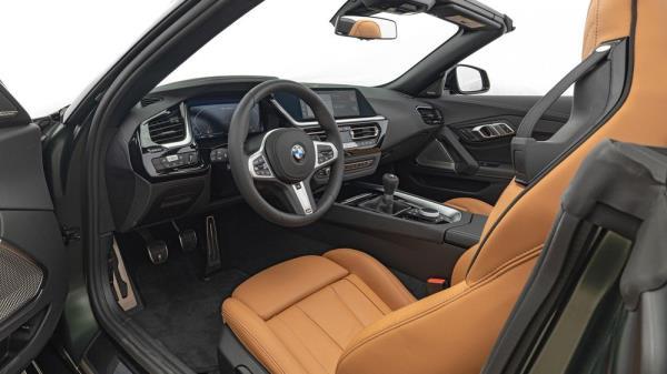 017 2025 BMW Z4 Manual Interior