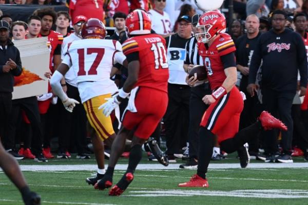 Right, QB Billy Edwards Jr. gains yards in the first half against USC at SECU Stadium. (Kim Hairston/Staff)