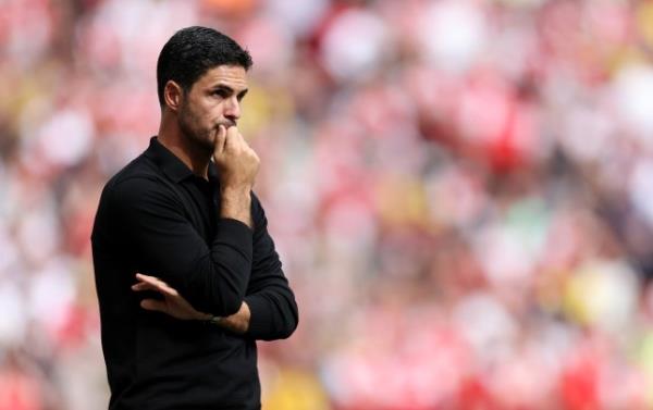 Arsenal manager Mikel Arteta is seen in deep thought