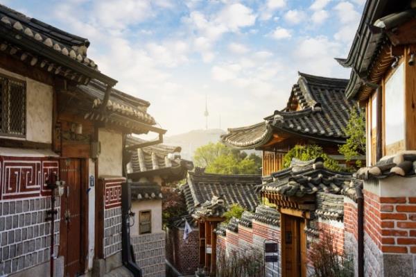 Bukchon Hanok Village is an old neighborhood in Seoul, South Korea.