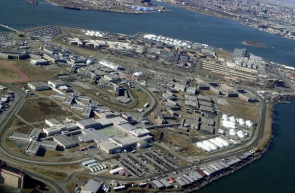 An aerial view of Rikers Island in New York City. (Todd Maisel/New York Daily News)