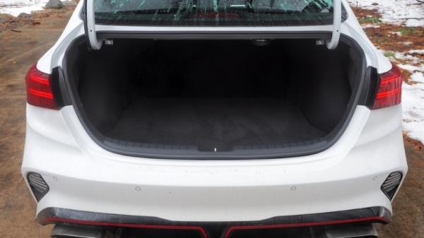 Forte GT trunk open