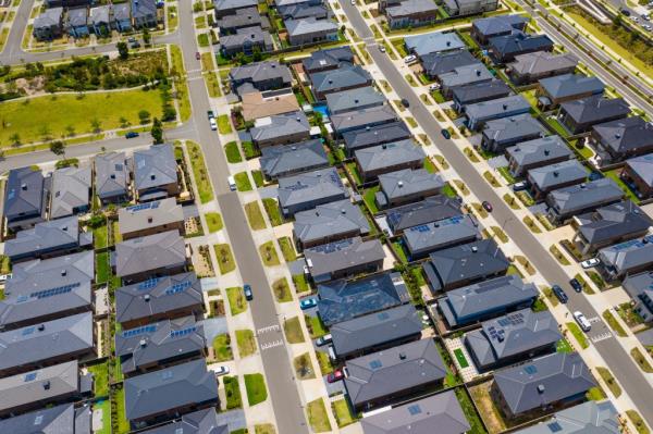 Aerial video of co<em></em>ntemporary houses in Melbourne of Australia