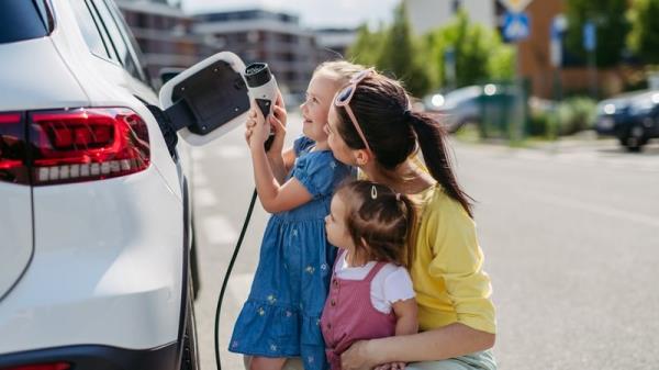 There are over 100 battery-electric vehicle models on the market from over 30 manufacturers. Photo: Getty Images